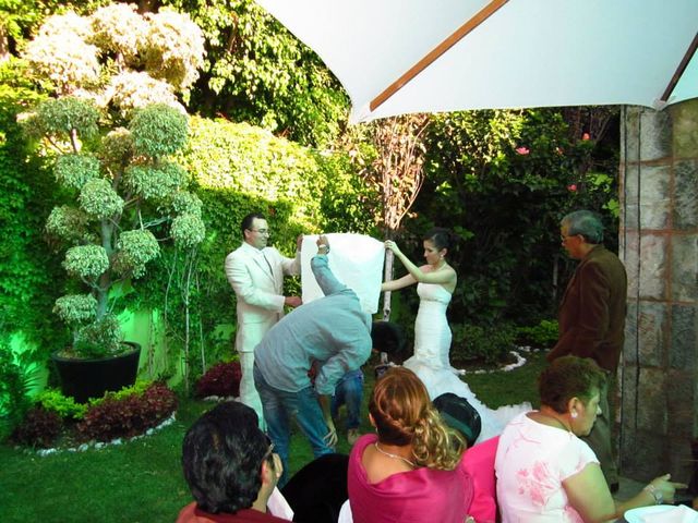 La boda de Alejandro y Celeste en Nezahualcóyotl, Estado México 3
