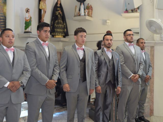 La boda de Javier y Zennya en Tijuana, Baja California 13