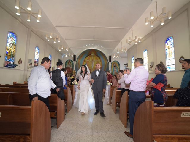 La boda de Javier y Zennya en Tijuana, Baja California 29