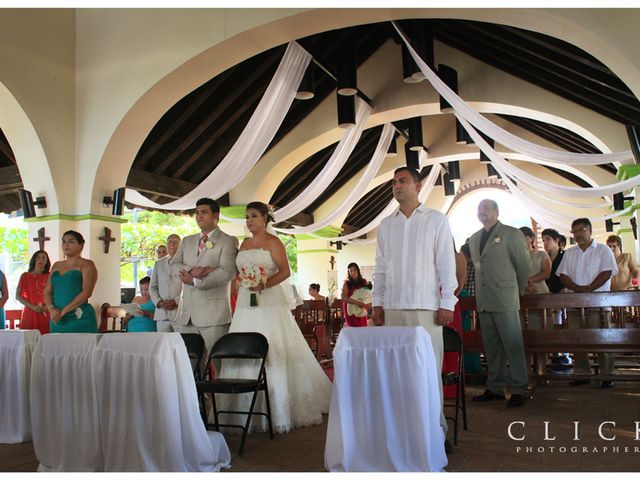 La boda de Karina y Carlos  en Huatulco, Oaxaca 1