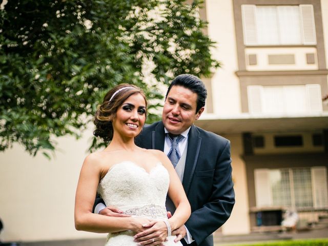 La boda de Alejandro y Gabriela en Naucalpan, Estado México 40