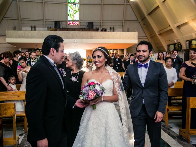 La boda de Alejandro y Gabriela en Naucalpan, Estado México 46