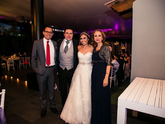 La boda de Alejandro y Gabriela en Naucalpan, Estado México 89
