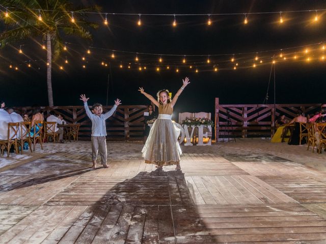 La boda de Alfonso y Raquel en Isla Mujeres, Quintana Roo 41