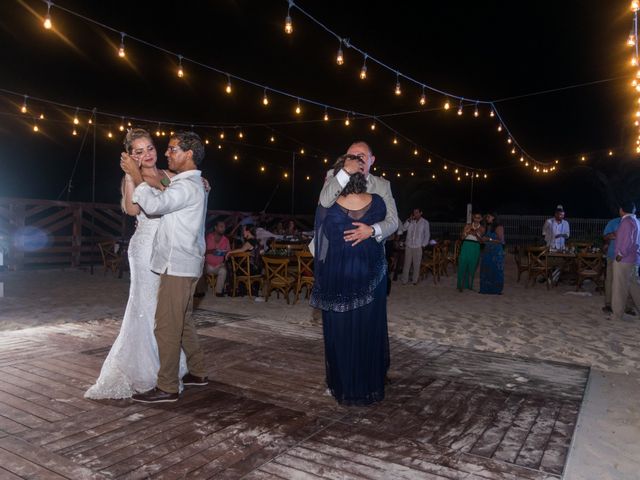 La boda de Alfonso y Raquel en Isla Mujeres, Quintana Roo 52