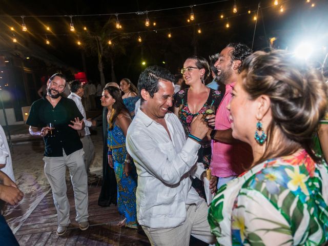 La boda de Alfonso y Raquel en Isla Mujeres, Quintana Roo 56
