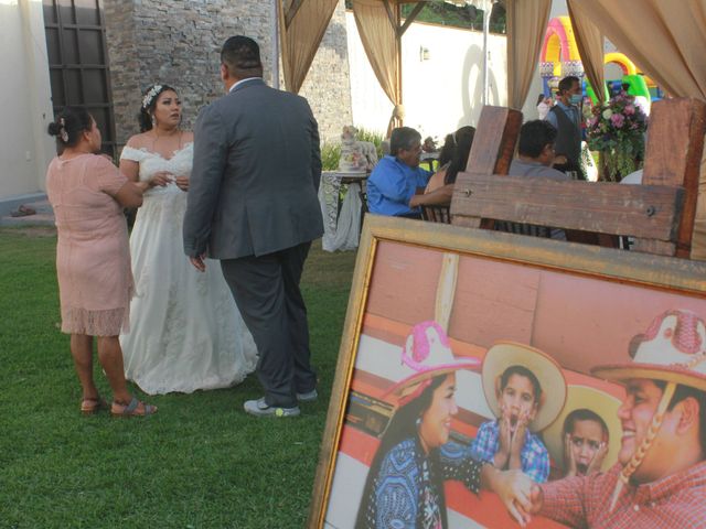 La boda de Marcos y Alice en Villa de Alvarez, Colima 33