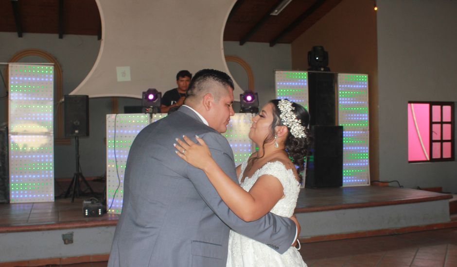 La boda de Marcos y Alice en Villa de Alvarez, Colima