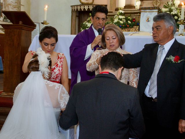 La boda de Miguel Ángel y Margarita en Pátzcuaro, Michoacán 13