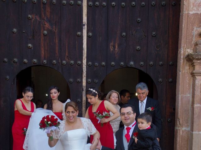 La boda de Miguel Ángel y Margarita en Pátzcuaro, Michoacán 15