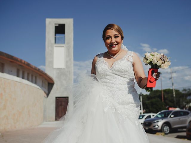 La boda de Manuel y Montserrat en Saltillo, Coahuila 12