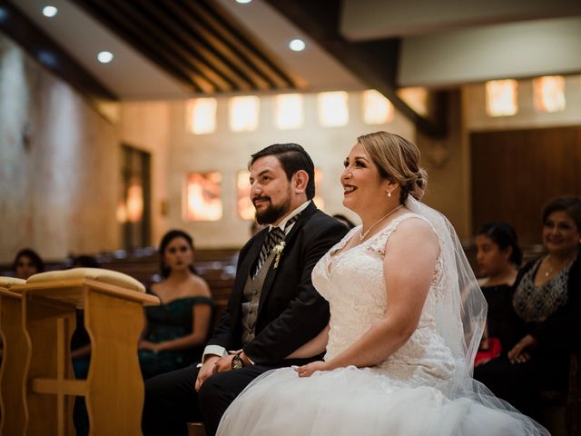 La boda de Manuel y Montserrat en Saltillo, Coahuila 17
