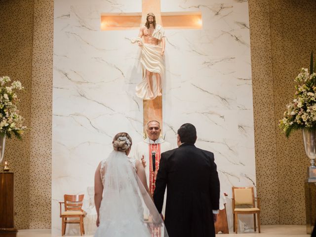 La boda de Manuel y Montserrat en Saltillo, Coahuila 18