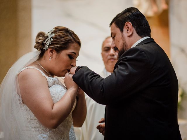 La boda de Manuel y Montserrat en Saltillo, Coahuila 22