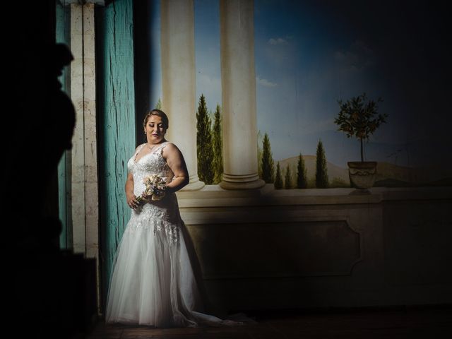 La boda de Manuel y Montserrat en Saltillo, Coahuila 35