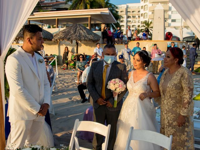 La boda de Candy y Eirck en Ixtapa Zihuatanejo, Guerrero 19