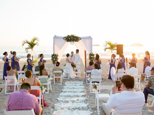 La boda de Candy y Eirck en Ixtapa Zihuatanejo, Guerrero 35