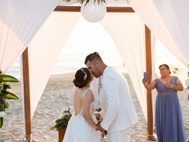 La boda de Candy y Eirck en Ixtapa Zihuatanejo, Guerrero 37