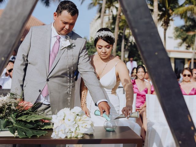 La boda de Chuy y Pao en Bahía de Banderas, Nayarit 41