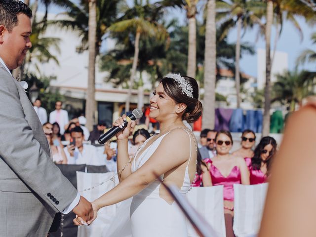 La boda de Chuy y Pao en Bahía de Banderas, Nayarit 42