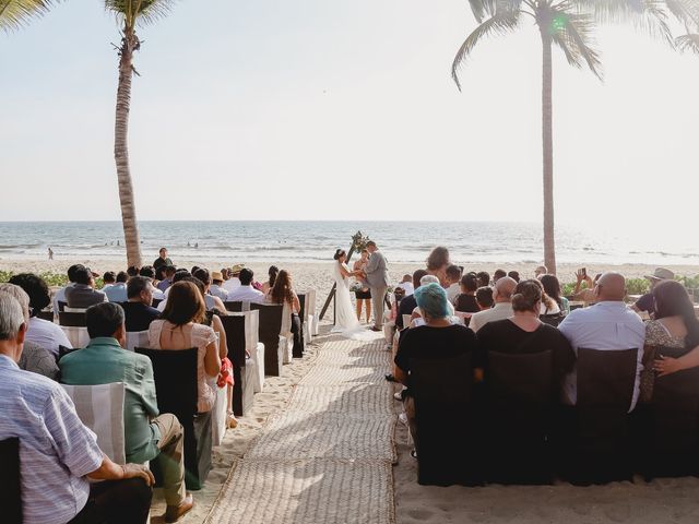 La boda de Chuy y Pao en Bahía de Banderas, Nayarit 45