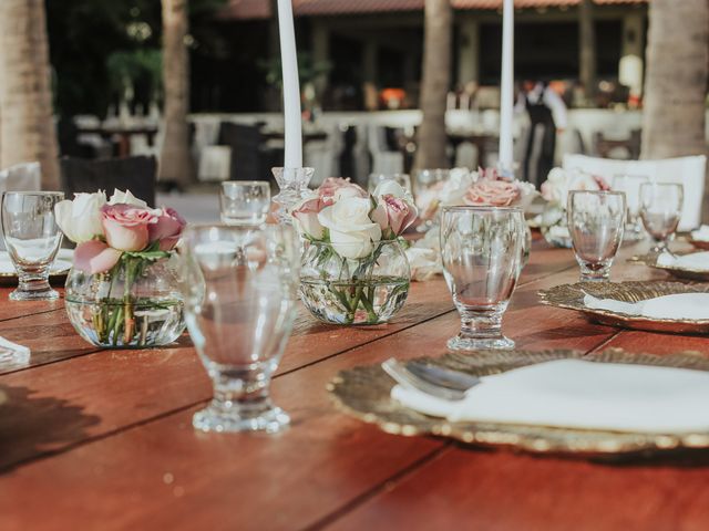 La boda de Chuy y Pao en Bahía de Banderas, Nayarit 76