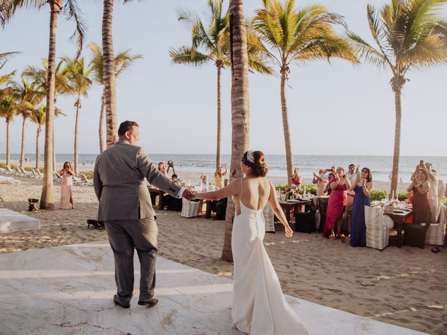 La boda de Chuy y Pao en Bahía de Banderas, Nayarit 91