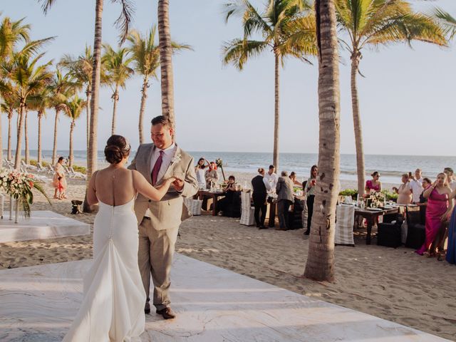 La boda de Chuy y Pao en Bahía de Banderas, Nayarit 92