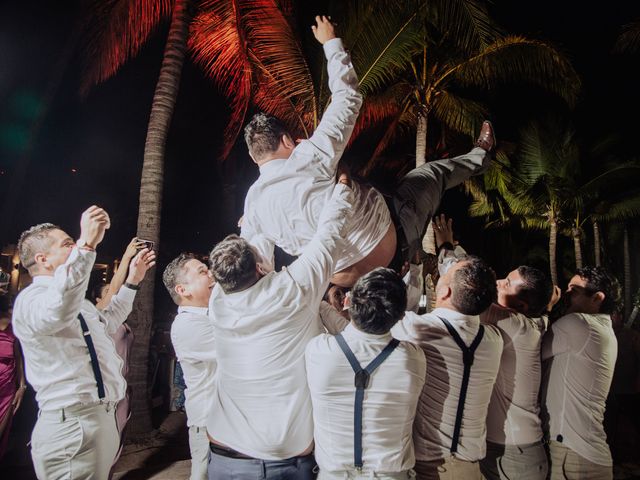 La boda de Chuy y Pao en Bahía de Banderas, Nayarit 110