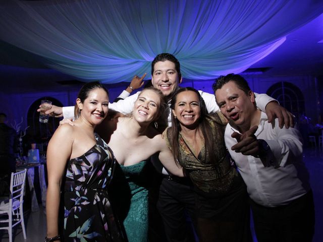 La boda de Carlos  y Brenda  en Orizaba, Veracruz 18
