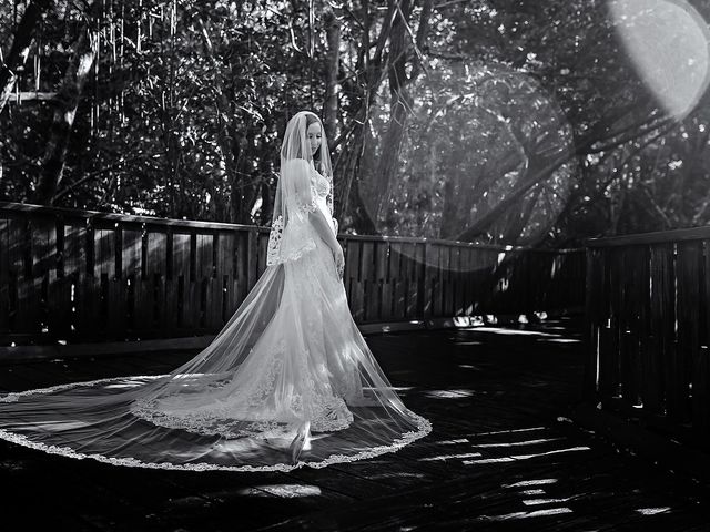 La boda de Noah Ahmed y Avery Myers en Playa del Carmen, Quintana Roo 34