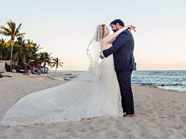 La boda de Noah Ahmed y Avery Myers en Playa del Carmen, Quintana Roo 61