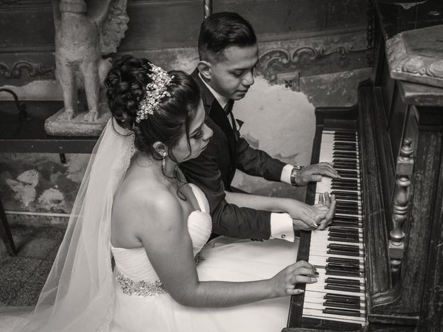 La boda de CRISTIAN y ESMERALDA en Guadalajara, Jalisco 21