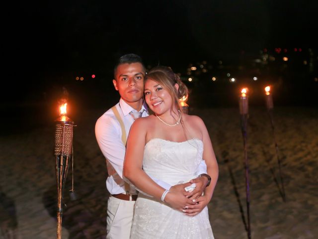 La boda de Christian y Yuliana en Ixtapa Zihuatanejo, Guerrero 8