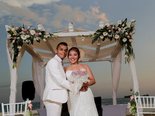 La boda de Christian y Yuliana en Ixtapa Zihuatanejo, Guerrero 20