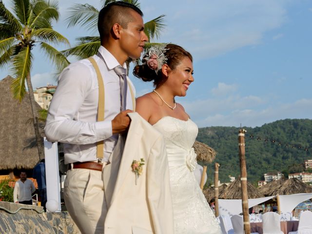 La boda de Christian y Yuliana en Ixtapa Zihuatanejo, Guerrero 23