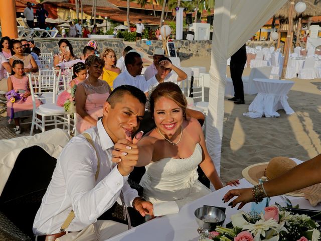 La boda de Christian y Yuliana en Ixtapa Zihuatanejo, Guerrero 24