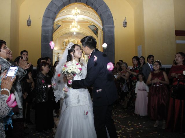 La boda de Roberto y Aletvia en Cholula, Puebla 1