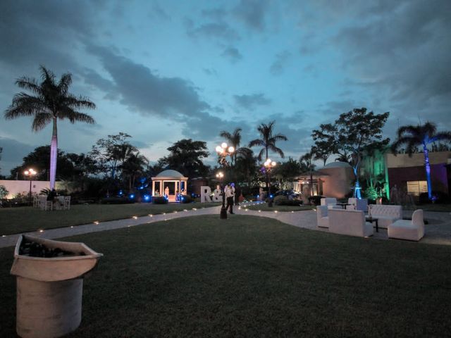 La boda de Daniel  y Rebeca en Jiutepec, Morelos 30