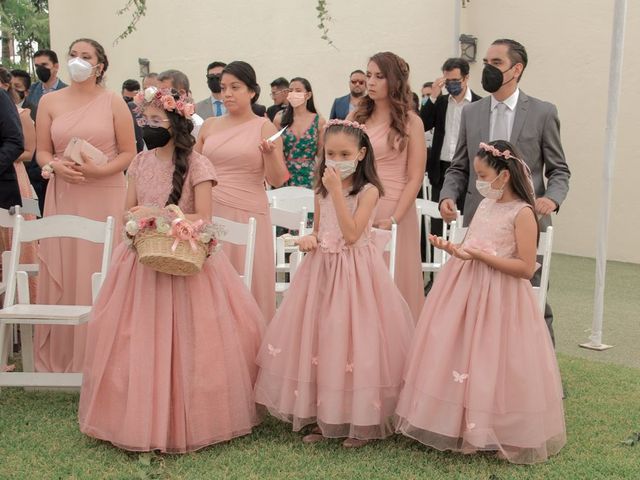 La boda de Daniel  y Rebeca en Jiutepec, Morelos 32