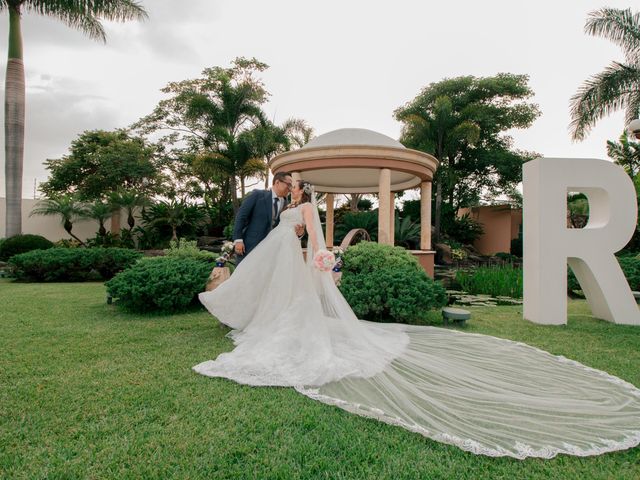 La boda de Daniel  y Rebeca en Jiutepec, Morelos 36