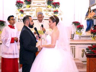 La boda de Thalia y Ulises 3