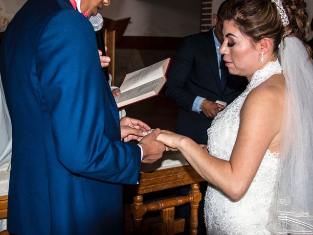 La boda de Osiel y Angie en Texcoco, Estado México 15