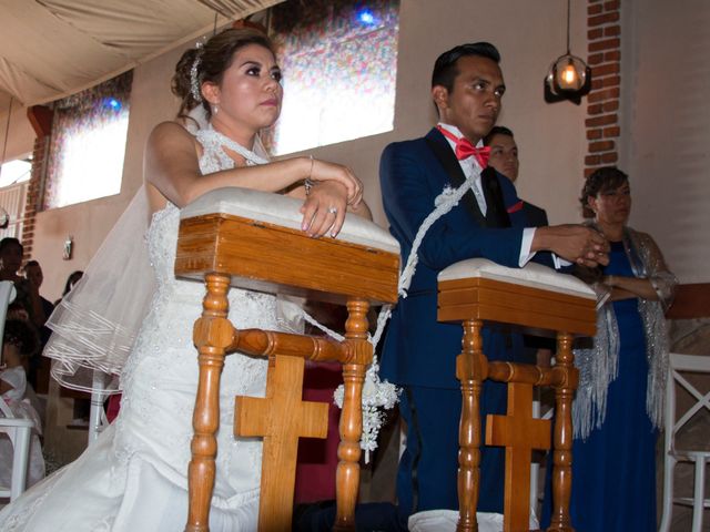 La boda de Osiel y Angie en Texcoco, Estado México 18