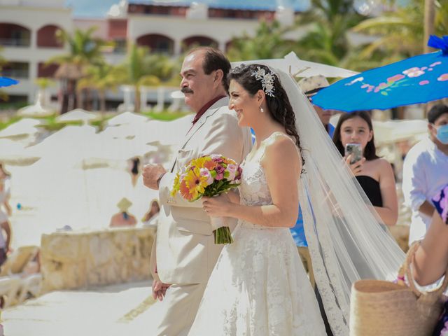 La boda de Miguel y Arlette en Puerto Aventuras, Quintana Roo 14