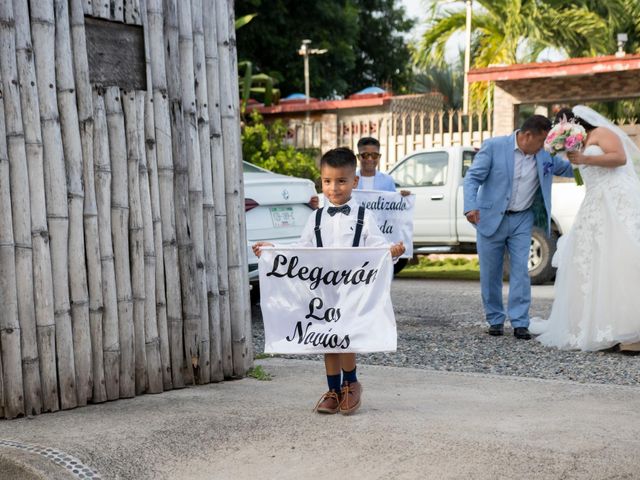 La boda de Brenda y Gustavo en Ixtapa Zihuatanejo, Guerrero 32