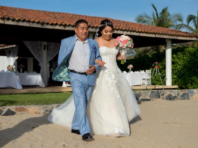 La boda de Brenda y Gustavo en Ixtapa Zihuatanejo, Guerrero 39