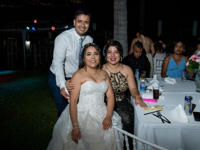 La boda de Brenda y Gustavo en Ixtapa Zihuatanejo, Guerrero 91