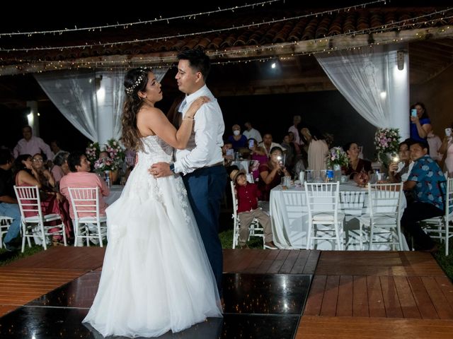 La boda de Brenda y Gustavo en Ixtapa Zihuatanejo, Guerrero 96