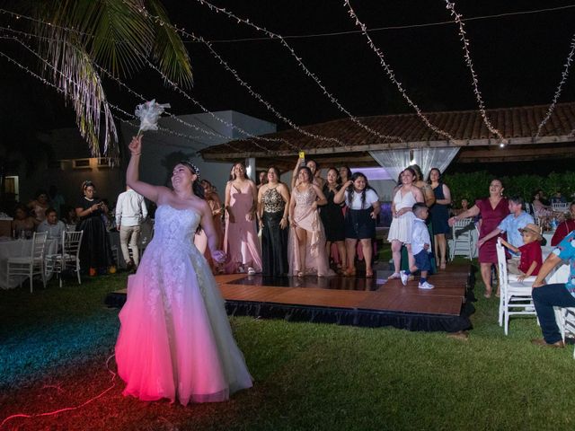 La boda de Brenda y Gustavo en Ixtapa Zihuatanejo, Guerrero 105